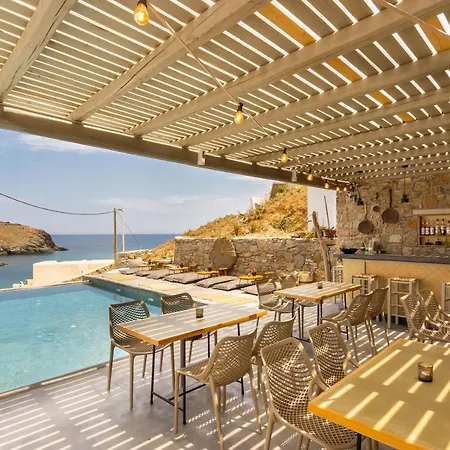 Sea Rock And Sky Private 3* Merchia Beach