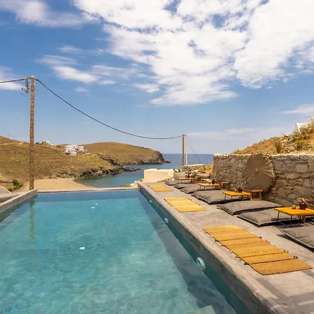 Sea Rock & Sky Private