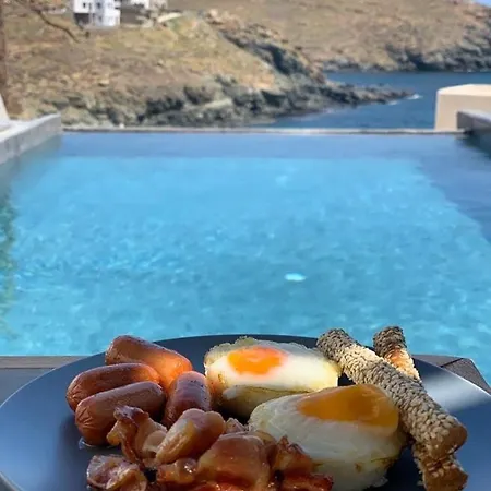 Sea Rock & Sky Private Merchia Beach