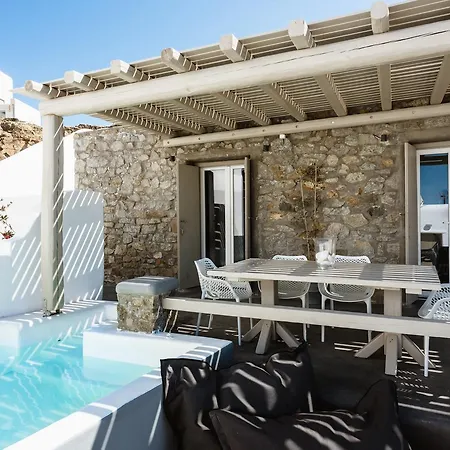Sea Rock & Sky Private Aparthotel 3*