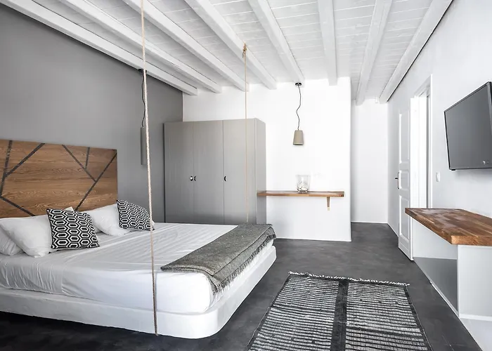 Sea Rock & Sky Private 3*