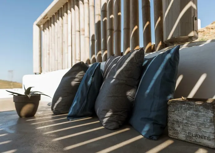 Aparthotel Sea Rock And Sky Private 3*