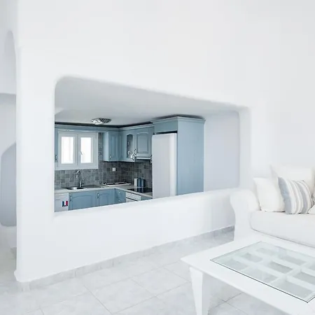 Sea Rock & Sky Private 3* Merchia Beach