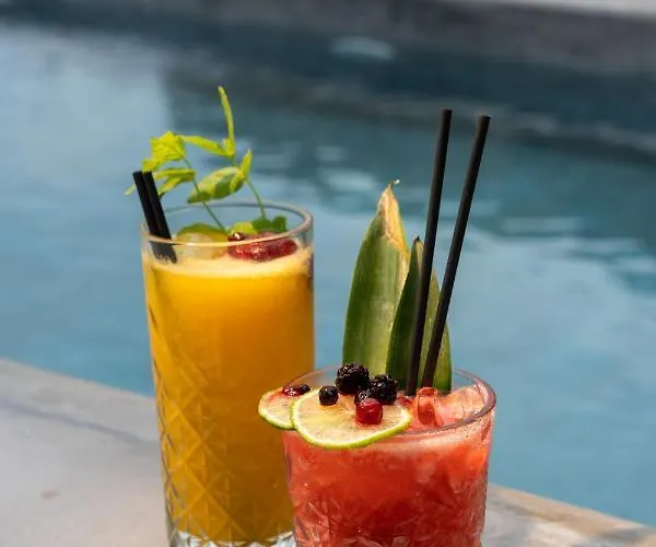 Apartmanhotel Sea Rock & Sky Private