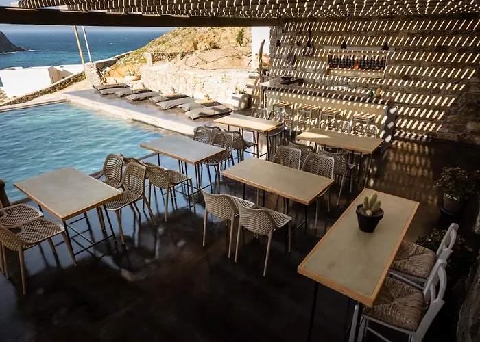 Apartmanhotel Sea Rock & Sky Private Merhia-part