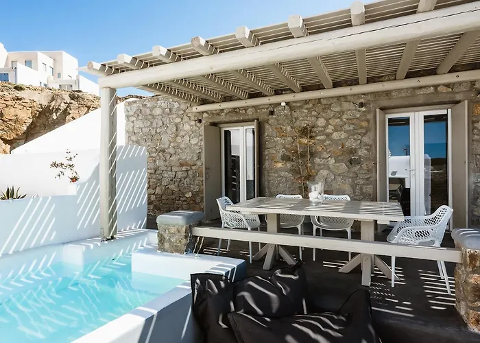 Sea Rock & Sky Private Apartmanhotel 3*